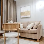 Easy Rent- Jasna7 Citycenter, 24h Check-in