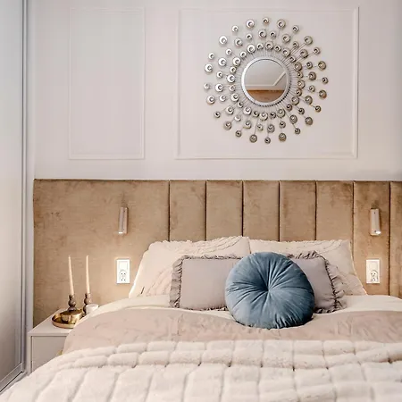 Апартаменты Easy Rent- Jasna7 Citycenter, 24h Check-in *