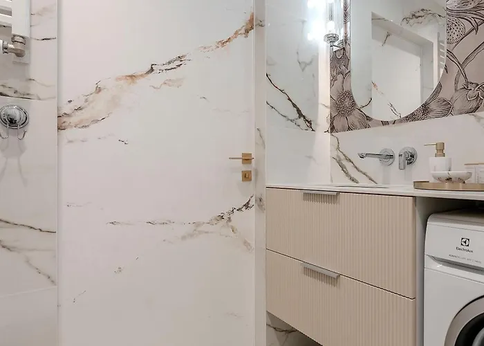 Easy Rent- Jasna7 Citycenter, 24h Check-in Apartament *